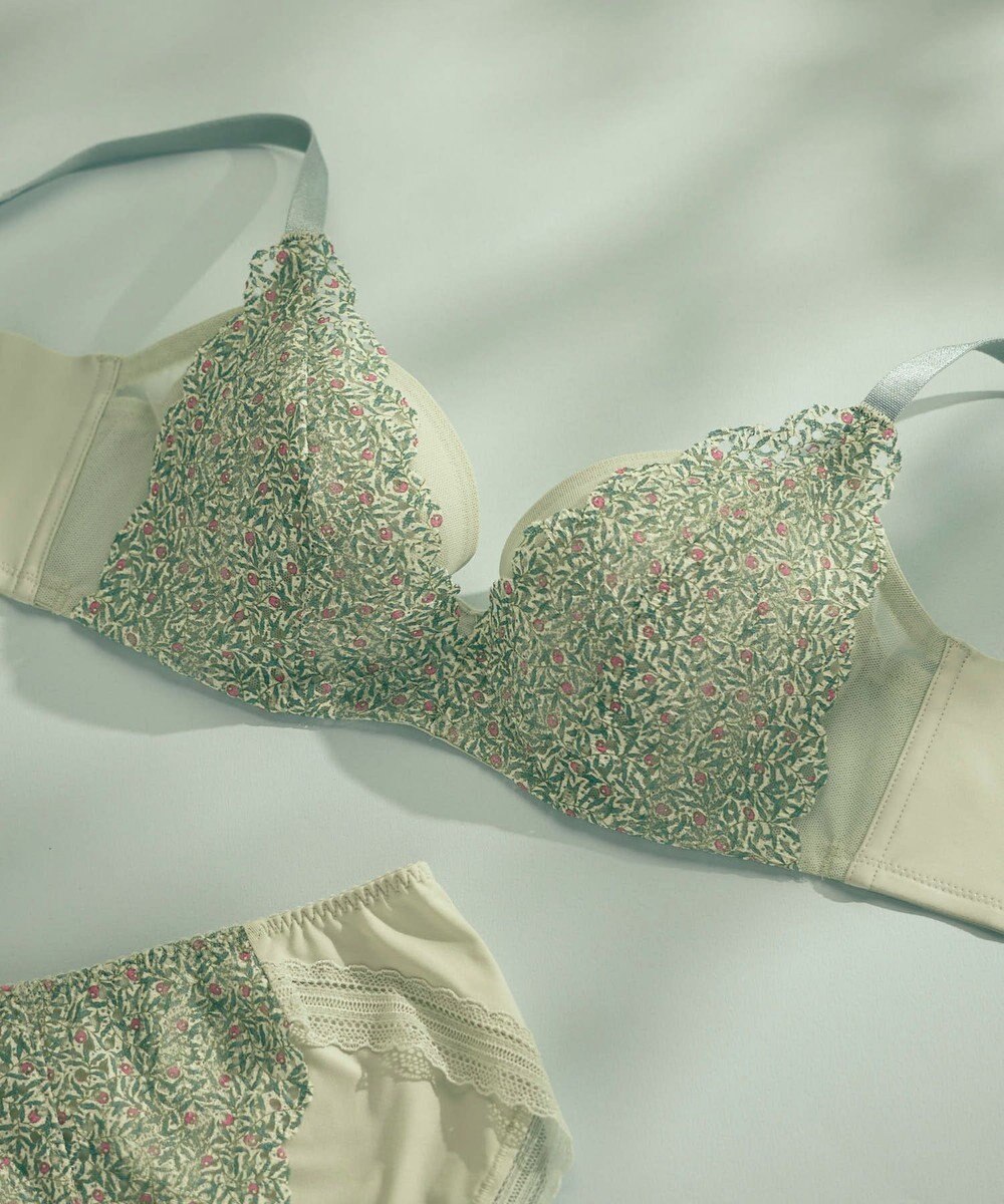 une nana cool MADE WITH LIBERTY FABRIC さあわたし レース 脇高ブラジャー 