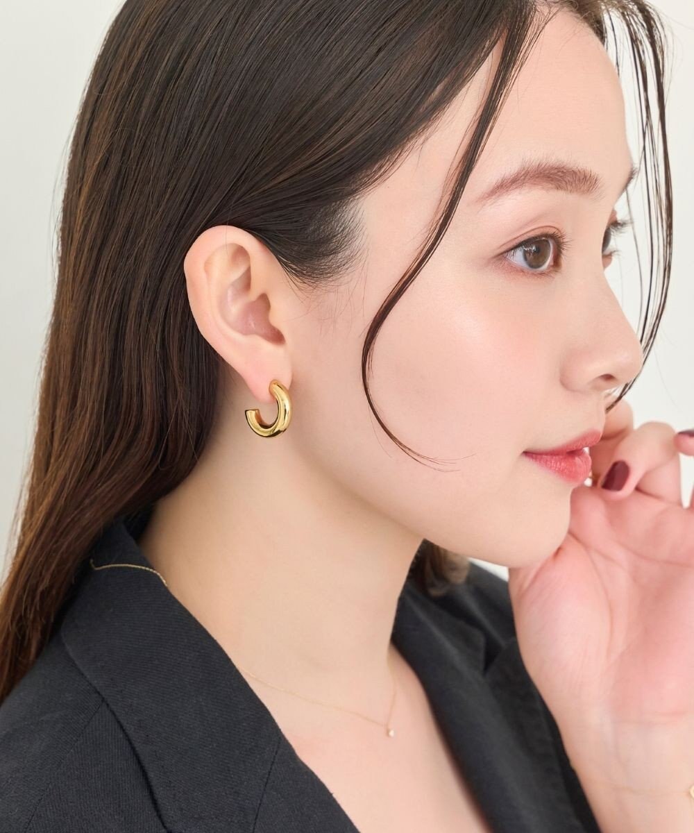 Phoebe 【金属アレルギー対応】ボリュームフープピアス　ゴールド/サージカルステンレス 