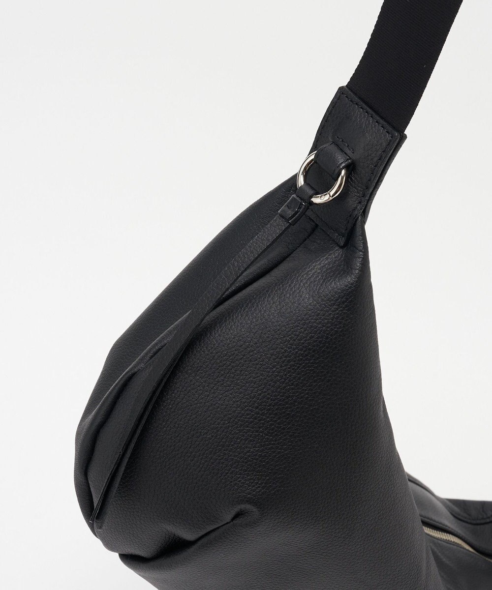 russet ソフトレザーバナナボディバッグ(CE-1695) 