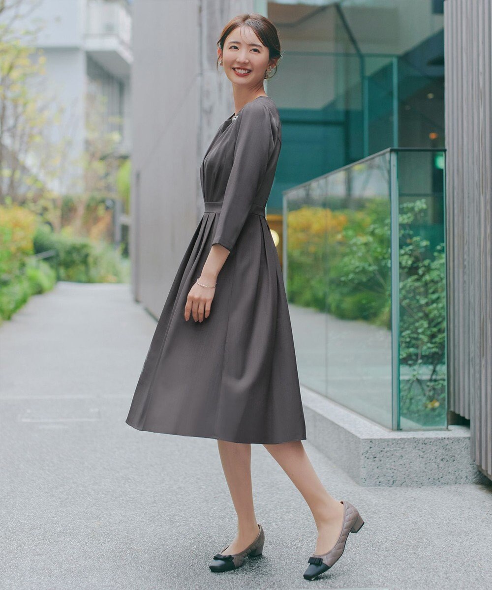 Tiaclasse 【おのののかさん着用】半袖&長袖選べる袖丈・タックフレアワンピース 