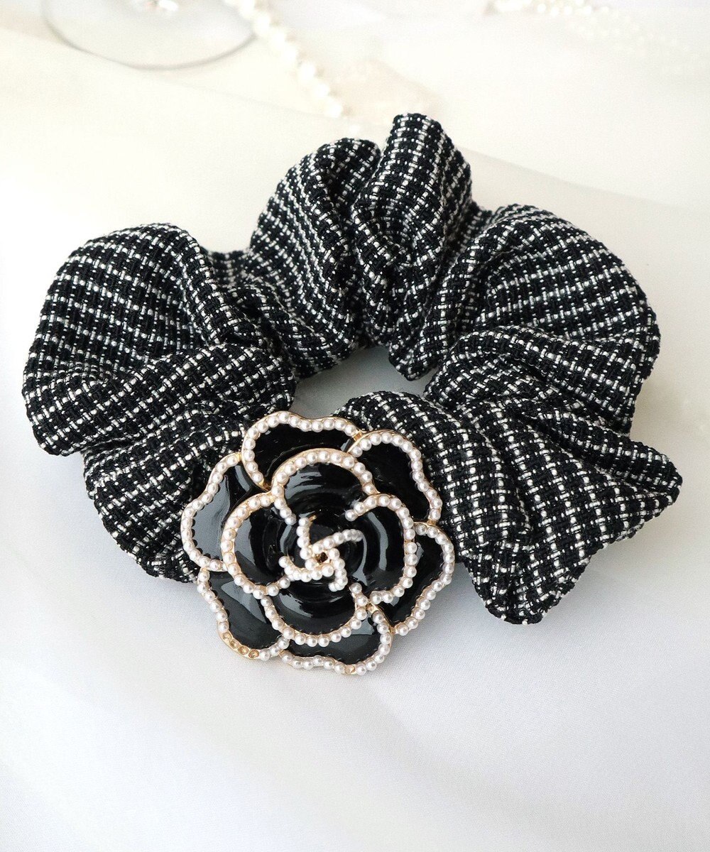 Tiaclasse フラワーパーツ付きシュシュ 