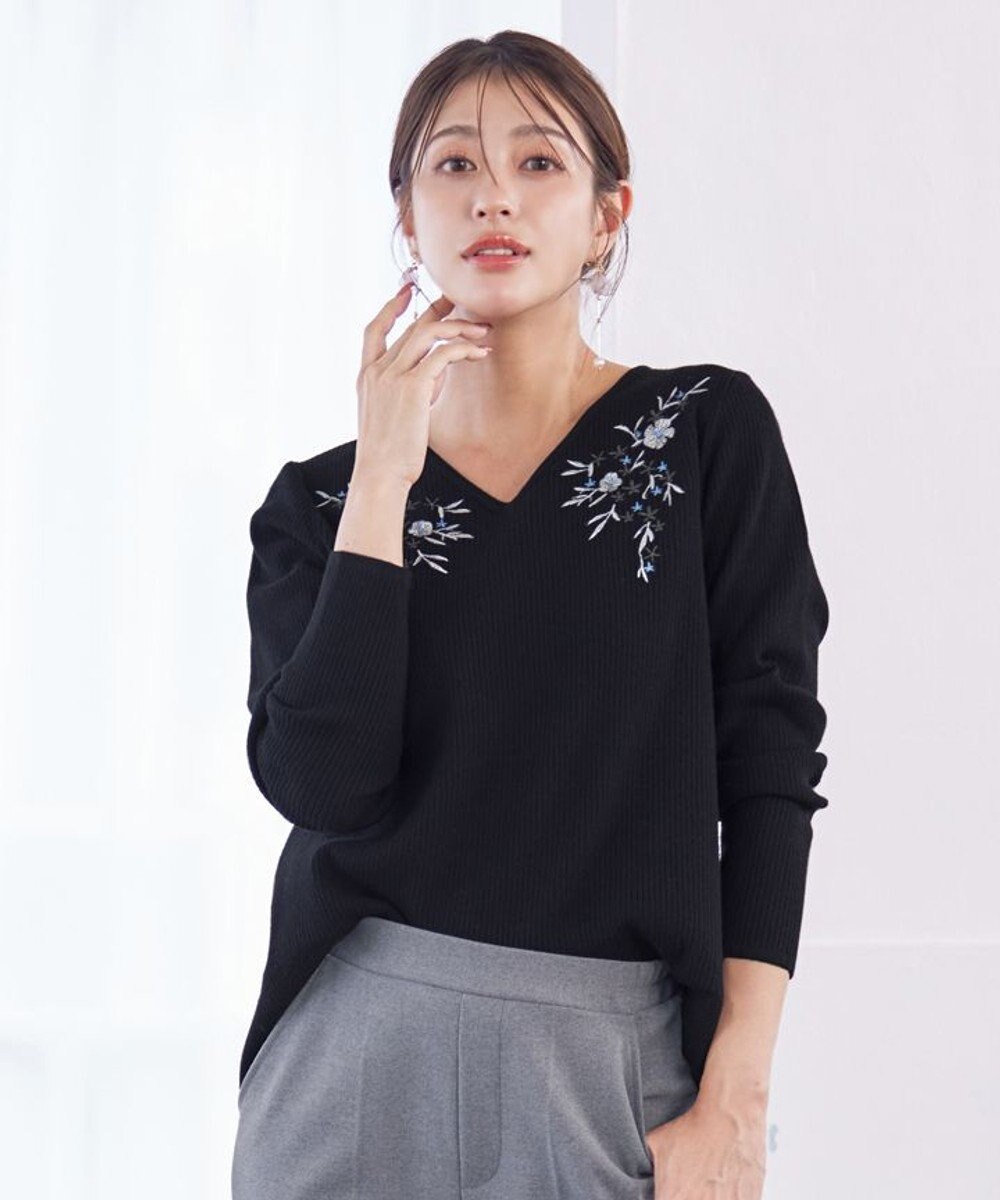 Tiaclasse 【洗える】刺繍リブニットトップス 