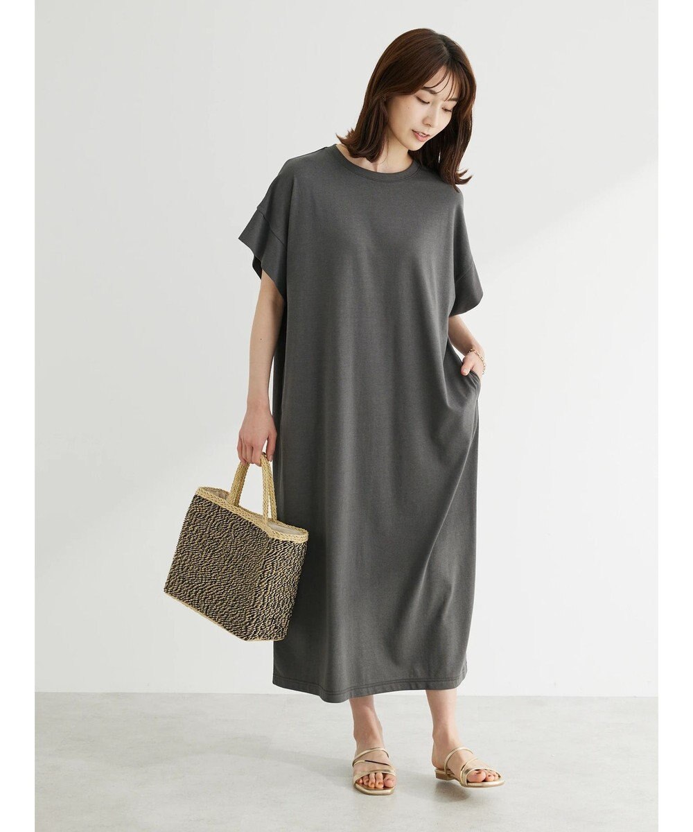 Green Parks 接触冷感　袖切替えカットワンピース 