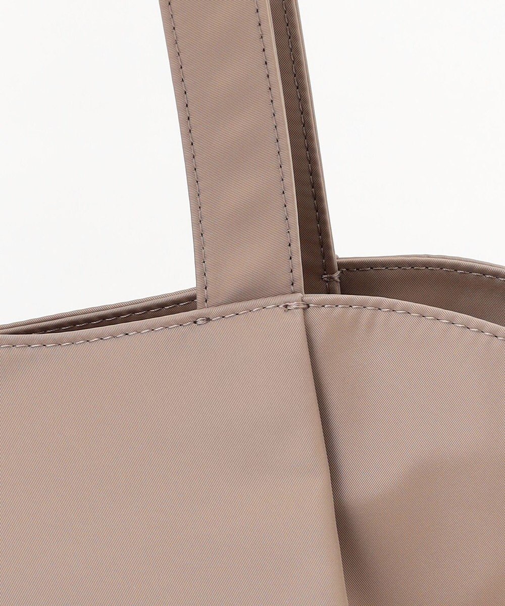 TOCCA 【撥水・A4サイズ対応】BLOOMING BUD NYLONBAG ナイロンバッグ 