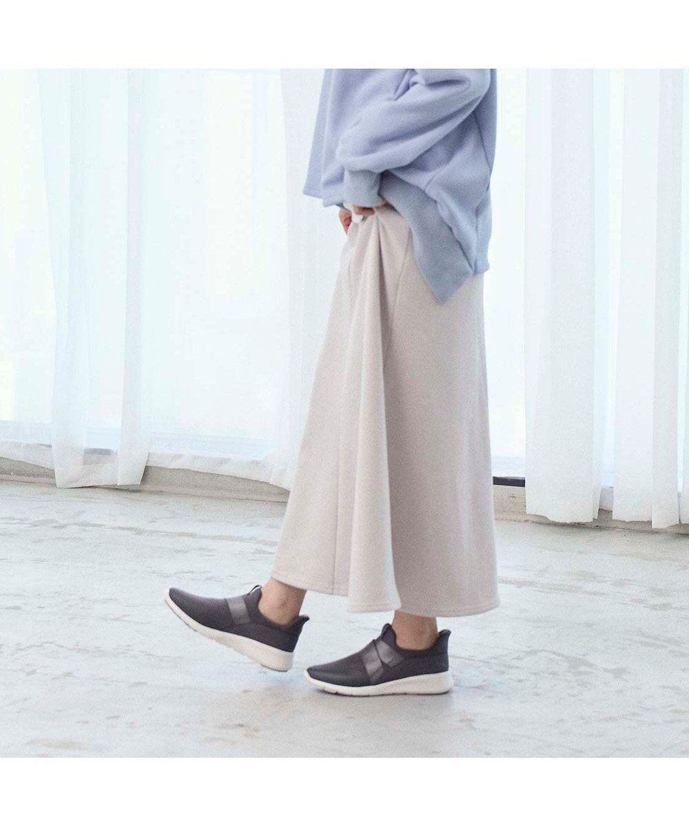 ing <ing>【レイン対応】スマートステップ イージーフィットスニーカー 