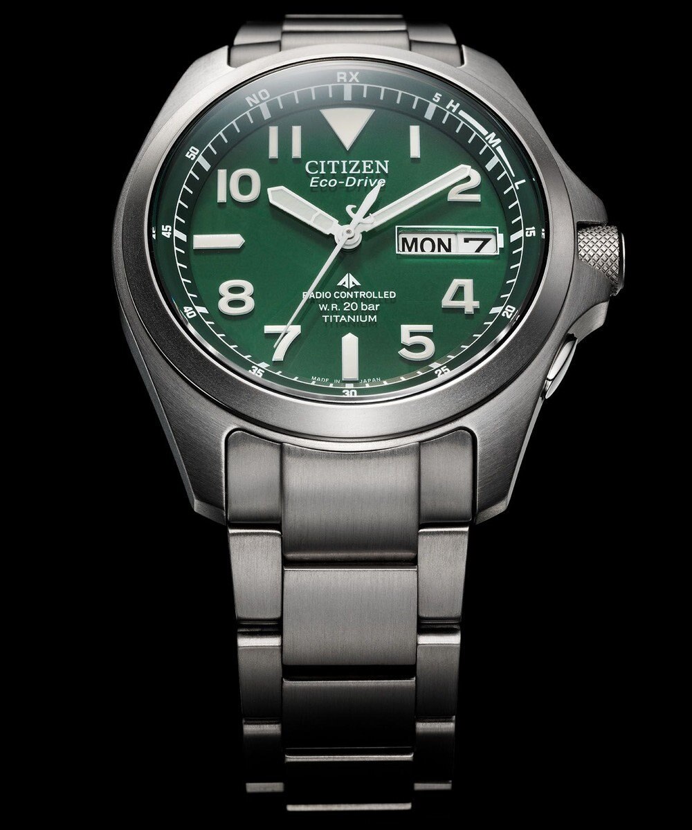 CITIZEN 【電池交換不要 デイ&デイト電波時計】スーパーチタニウム採用 エコ・ドライブ電波時計 LANDシリーズ PMD56-2951 