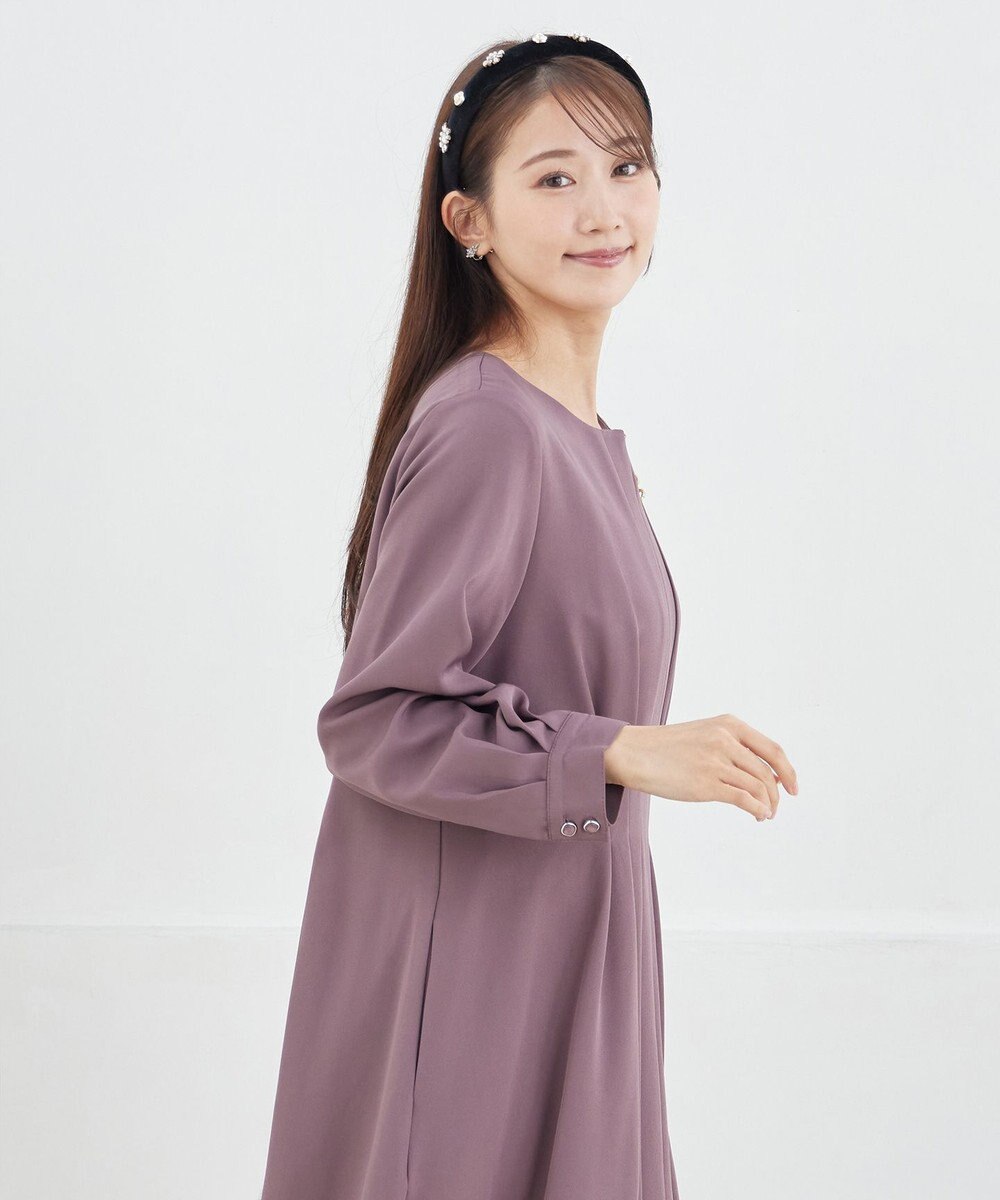 Tiaclasse L 【洗える】ビジュー付きフロント切替タックワンピース 