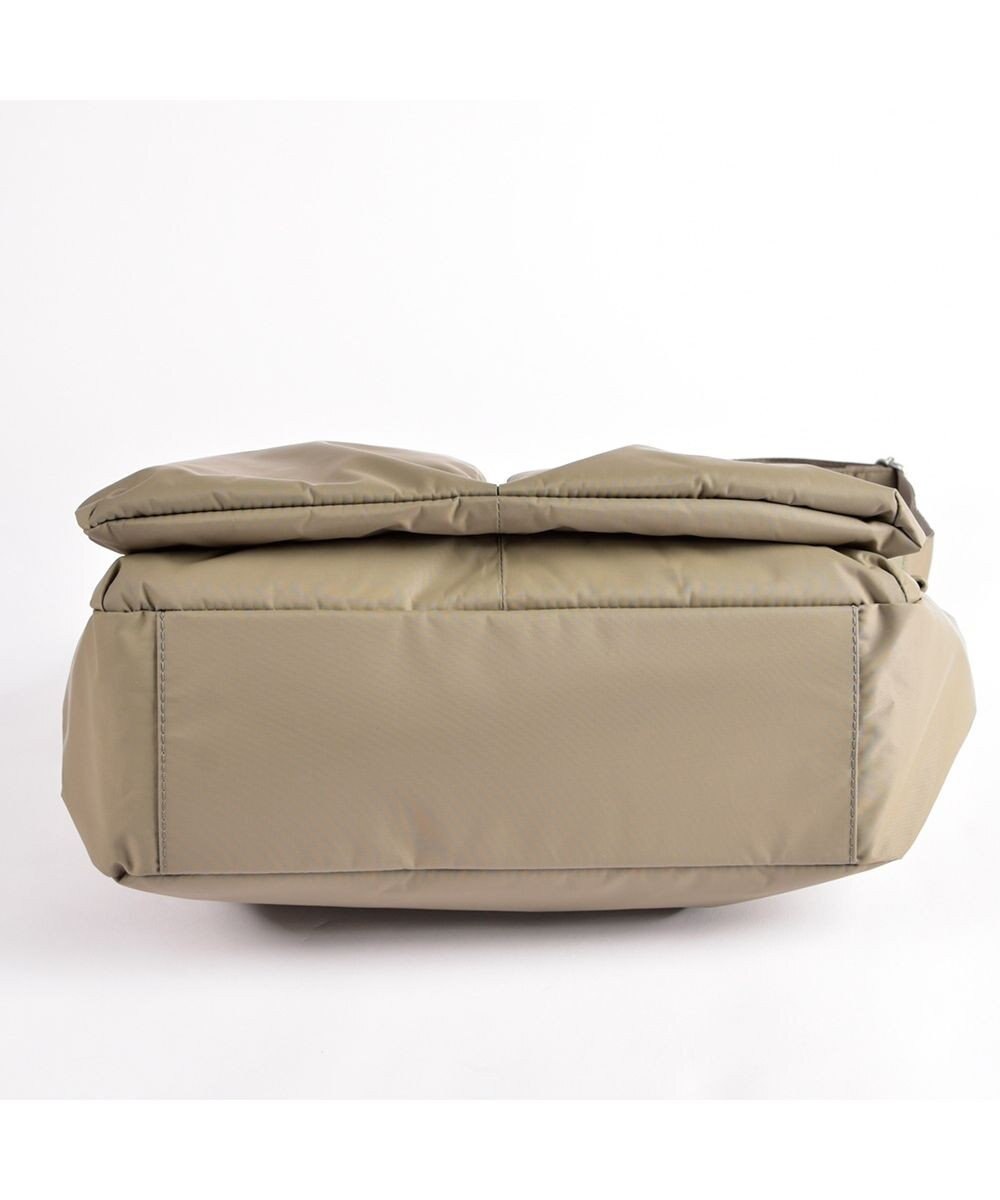 Y'SACCS ダブルホックポケットショルダー　Mサイズ 