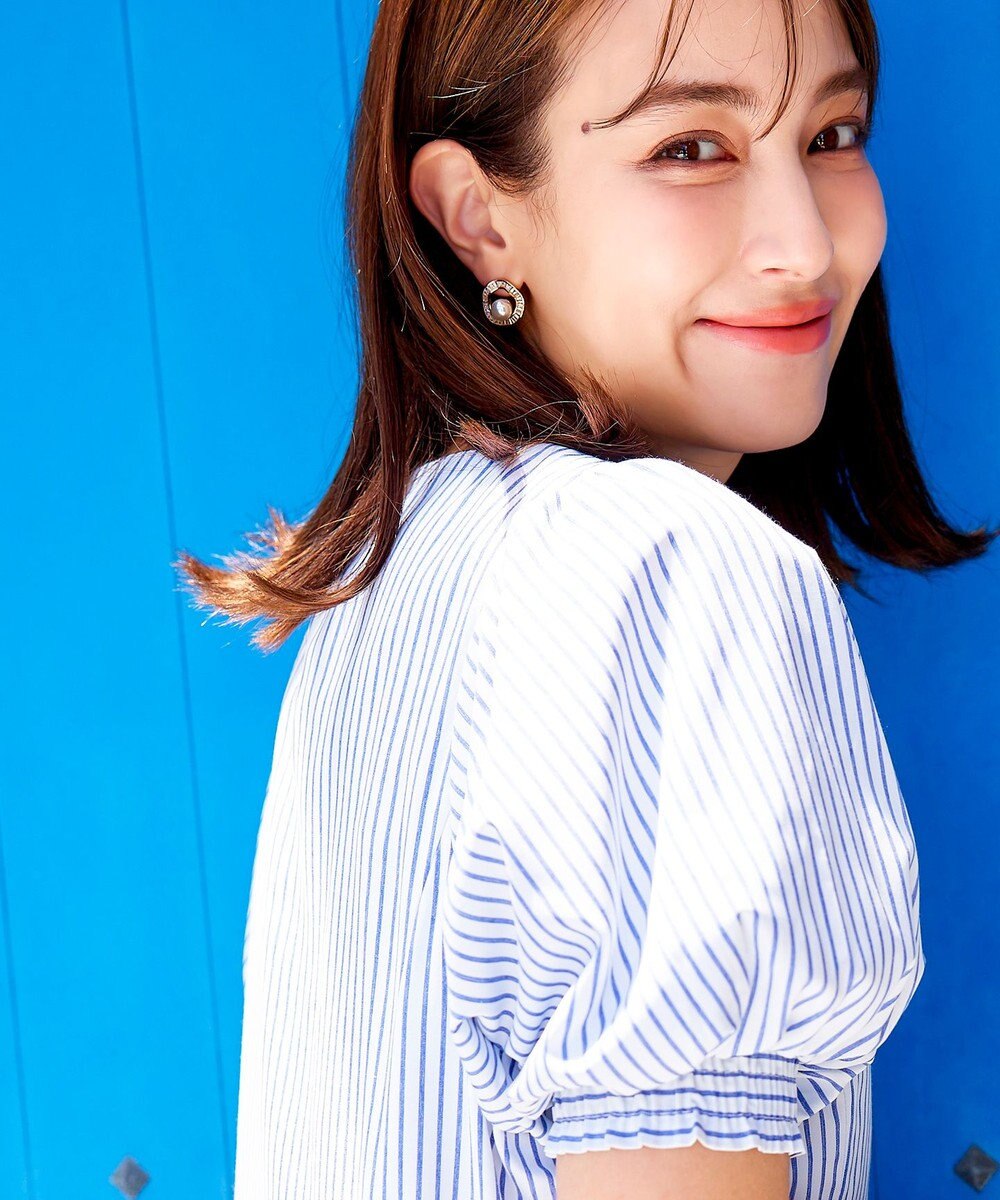 Tiaclasse 【金属アレルギー対応】パール＋ウェーブサークルピアス 