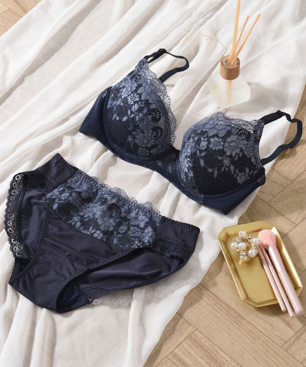 Wing ノンワイヤーブラジャー 【シンクロブラ】 動いてもズレにくい やさしくボリュームメイク MB4017 ウイング／ワコール 