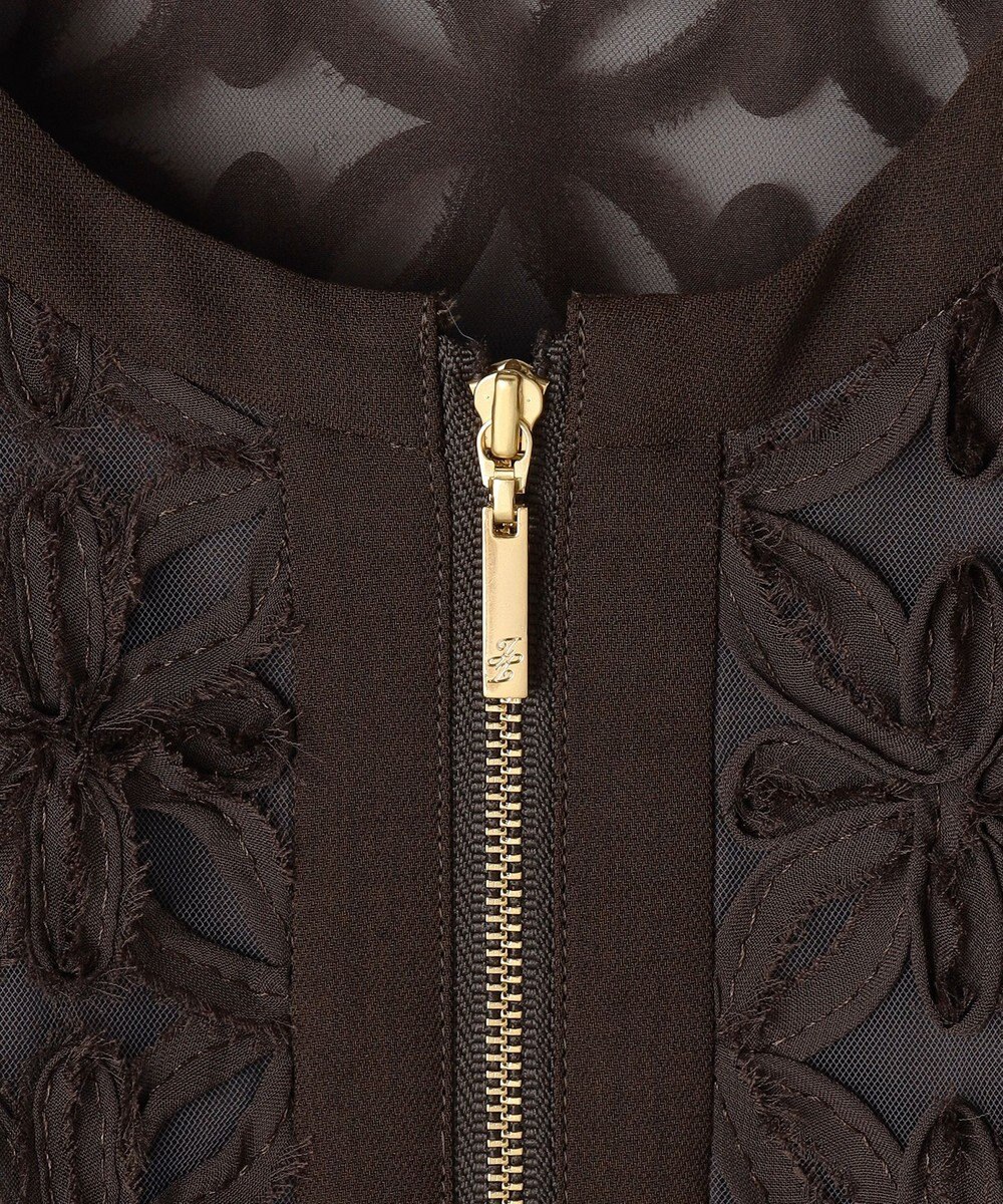 自由区 L 【17号サイズまで展開】テープエンブロイダリー ブルゾン 