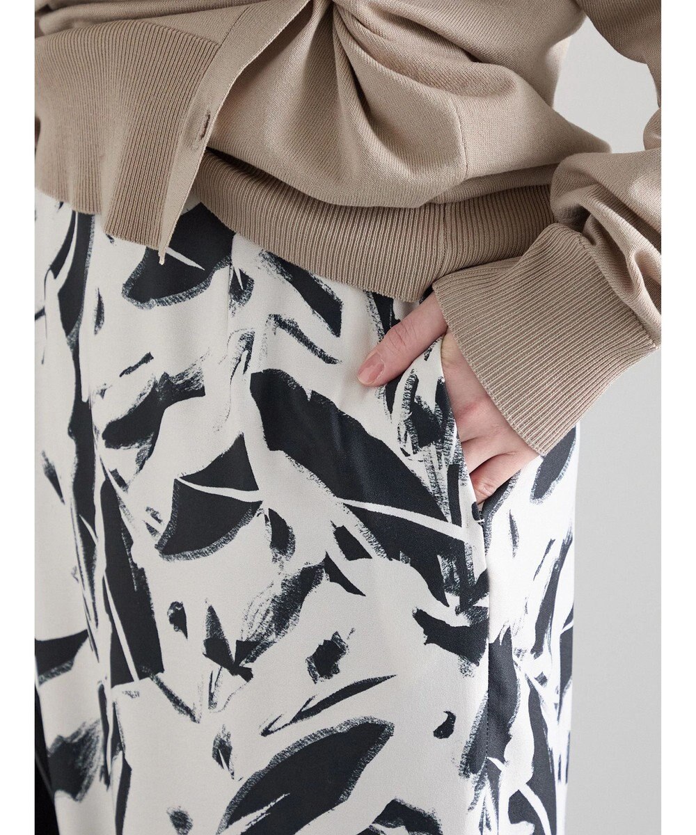 Te chichi 【2026年3月InRed掲載波瑠さん着用】ペイントパターンナロースカート 