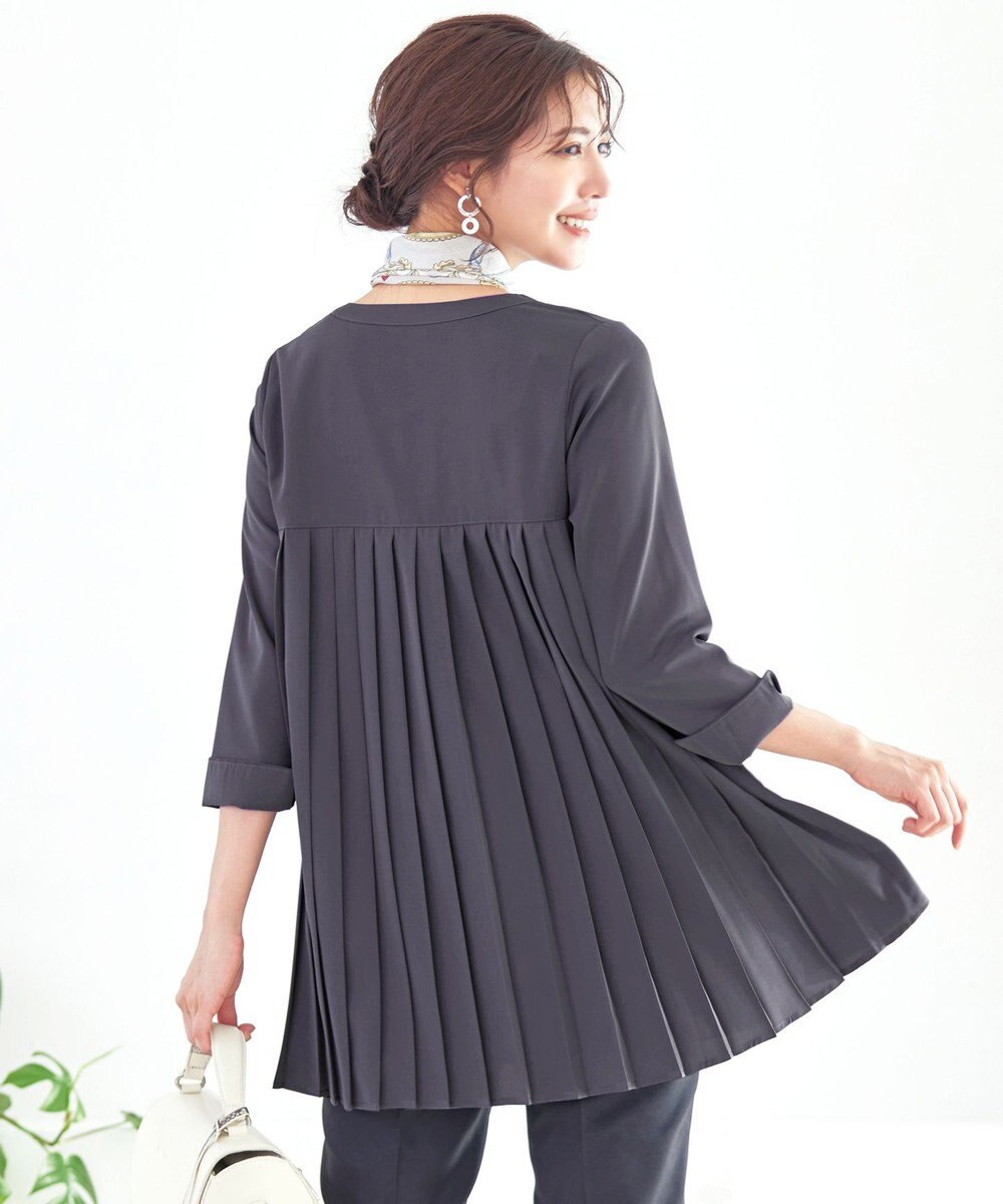 Tiaclasse 【洗える・スマート裏起毛】バックプリーツチュニックブラウス 