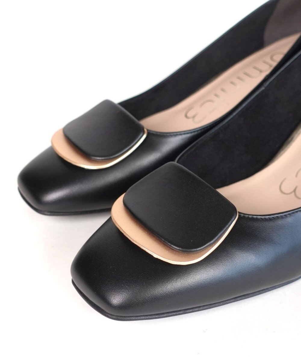 Dominic3 スクエアモチーフ レザーパンプス 