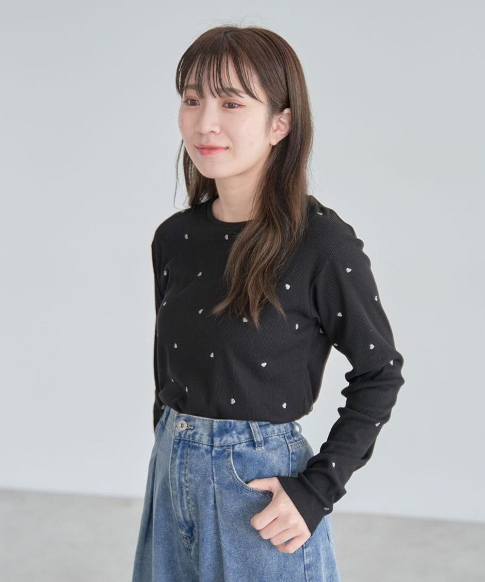 Green Parks ・ＤＯＵＢＬＥ　ＦＬＡＧＳ　ハート刺繍リブロンＴＥＥ 