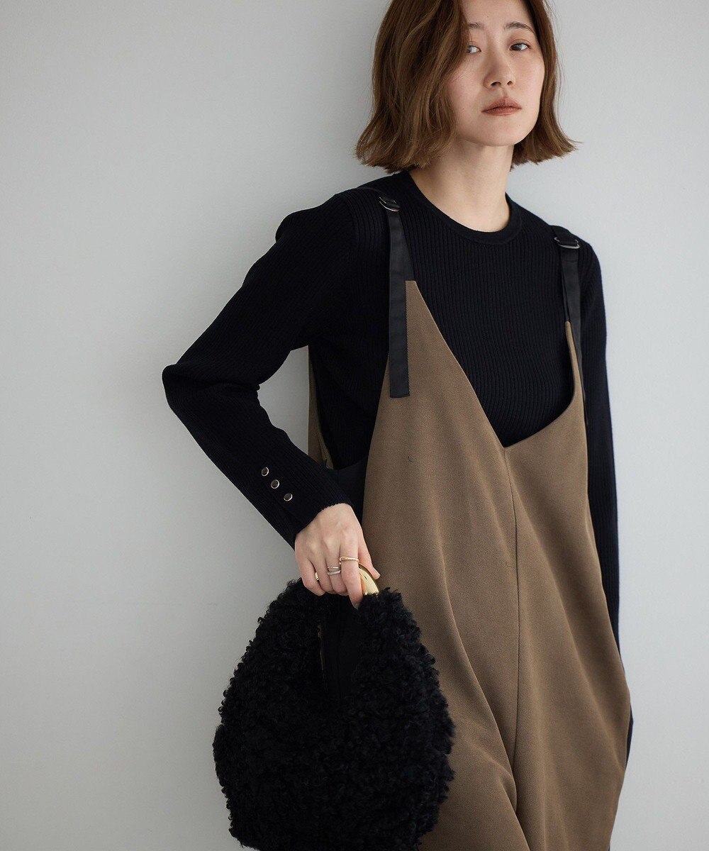 YECCA VECCA 袖釦クルーネックリブニット 