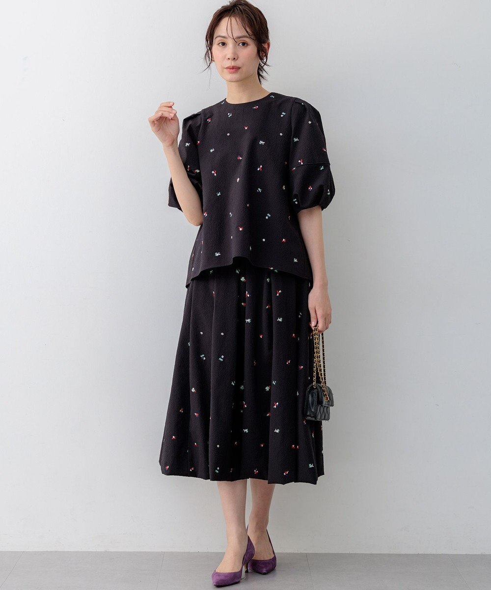 組曲 L 【WEB限定】ミニフラワーエンブロイダリー ブラウス 