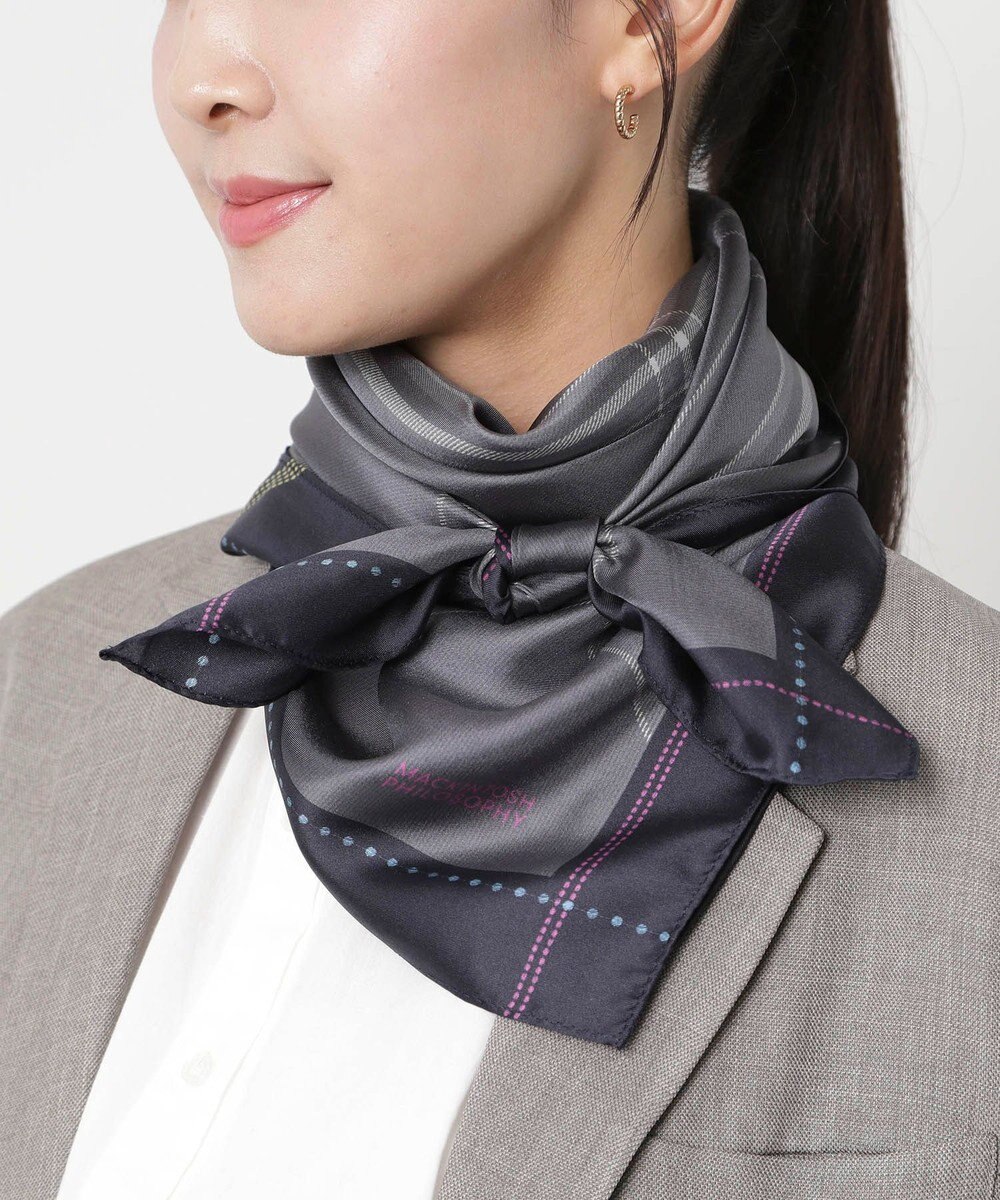 MOONBAT MACKINTOSH PHILOSOPHY(マッキントッシュ フィロソフィー）シルクスカーフ チェック 88×88㎝ 日本製 