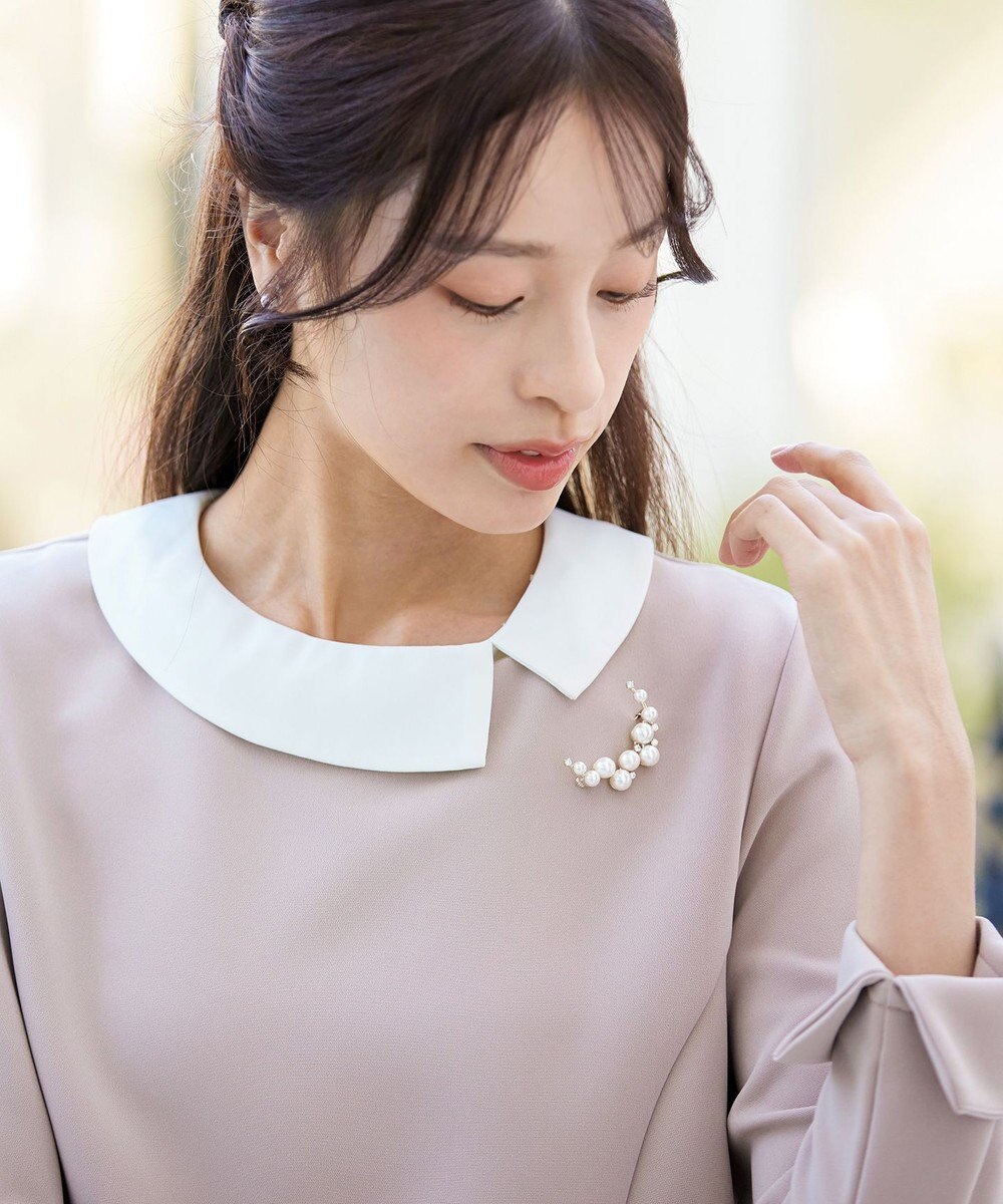 Tiaclasse フェイクパールムーンブローチ 