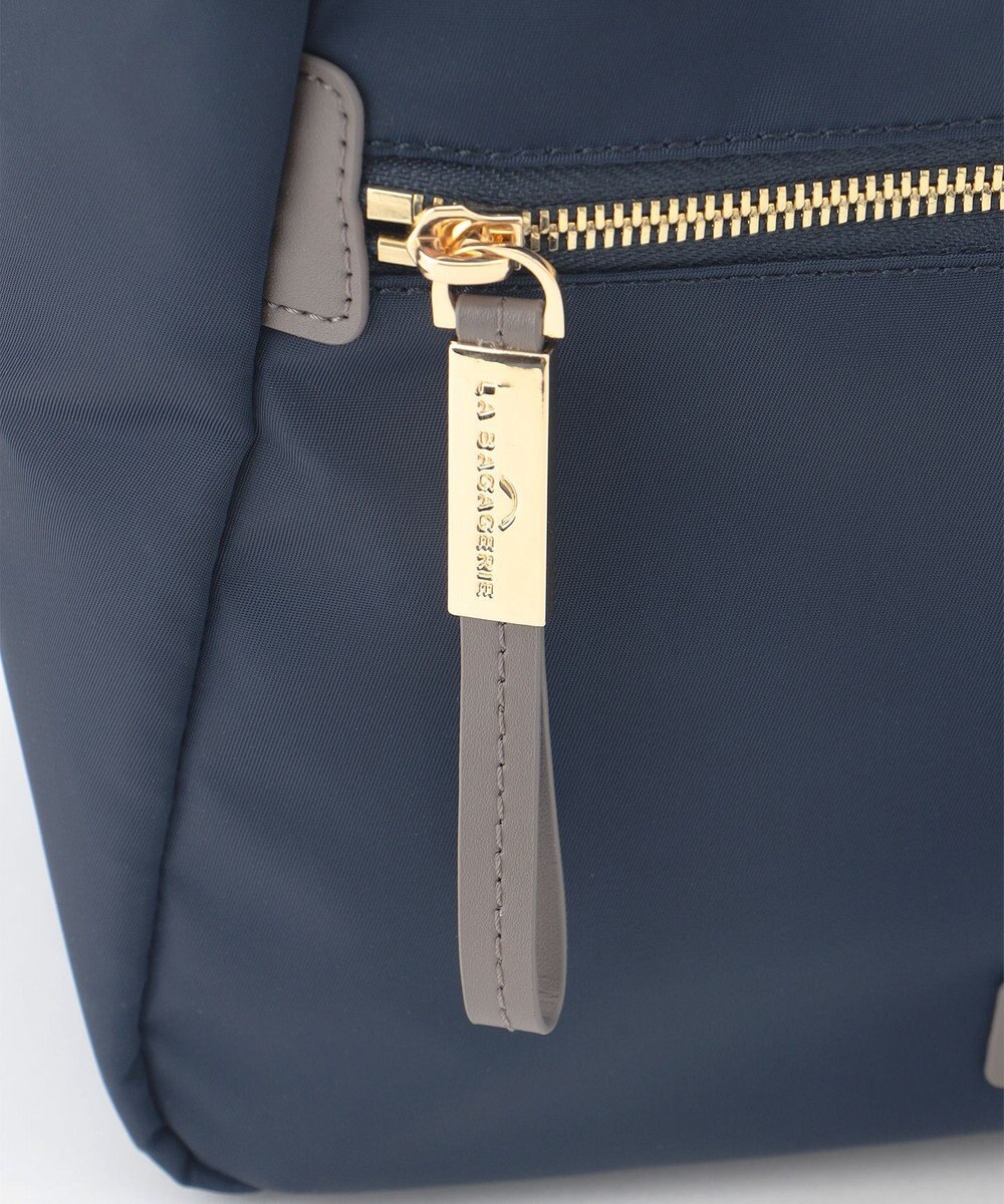 LA BAGAGERIE メタルバックル　ボックスショルダー　Sサイズ 