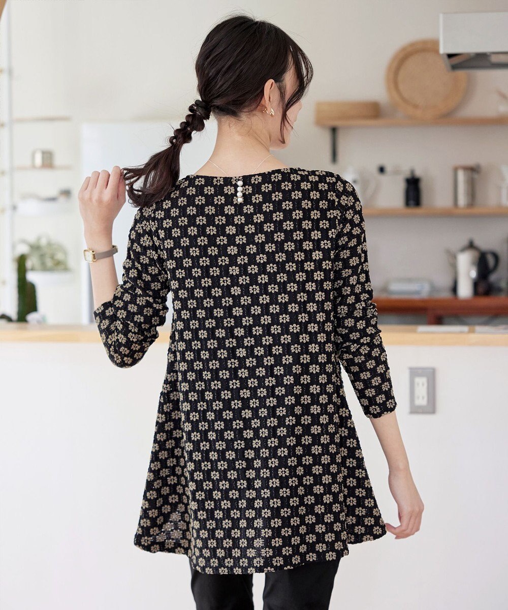 Tiaclasse 【洗える】花柄カットレースフレアトップス 