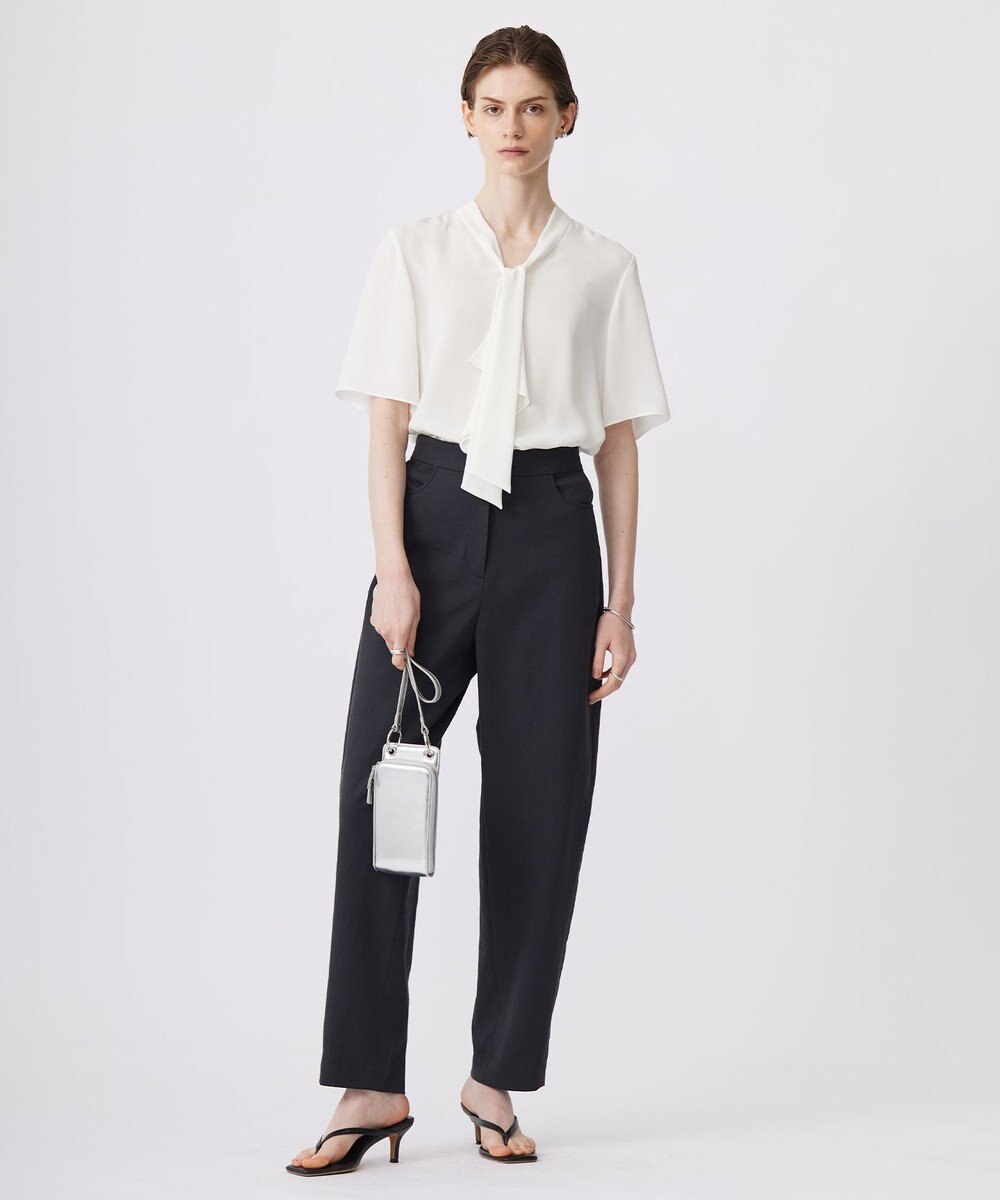 ICB L 【接触冷感・UVケア・速乾・洗える】BackSatinAmunzen 5分袖Vネックボウタイブラウス 