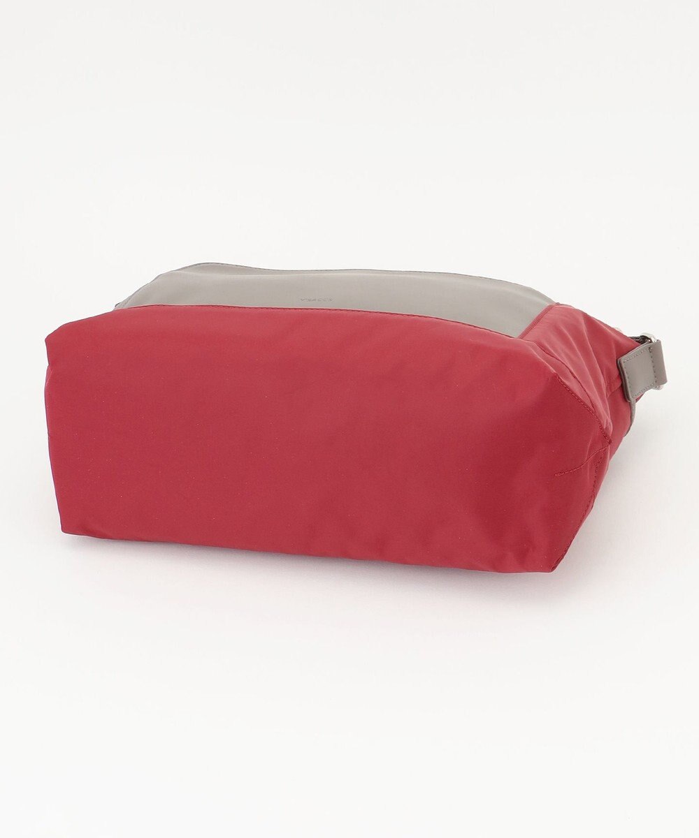 Y'SACCS ナイロン×リサイクルレザー　コンビマルチショルダー 