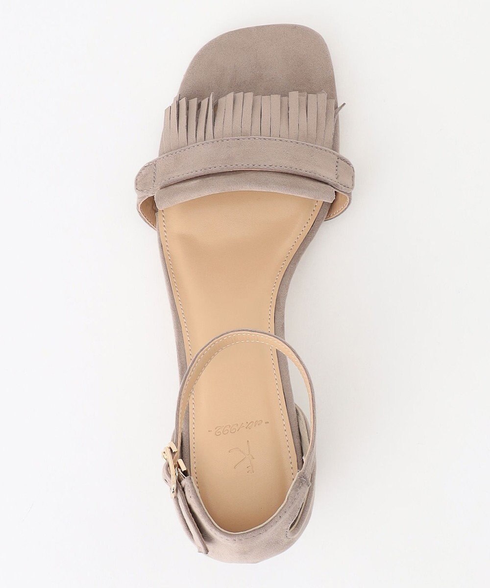 組曲 フリンジチャンキーヒールサンダル 