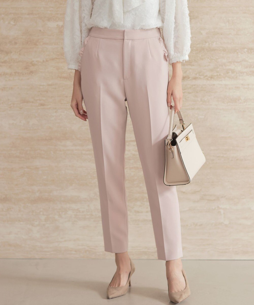 組曲 L 【KUMIKYOKU NAVY】コンフォータブルドレープ フリルテーパードパンツ 