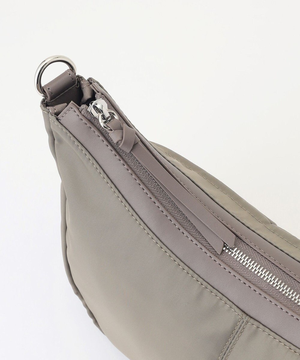 Y'SACCS ツイルナイロン　カーブショルダー　Sサイズ 