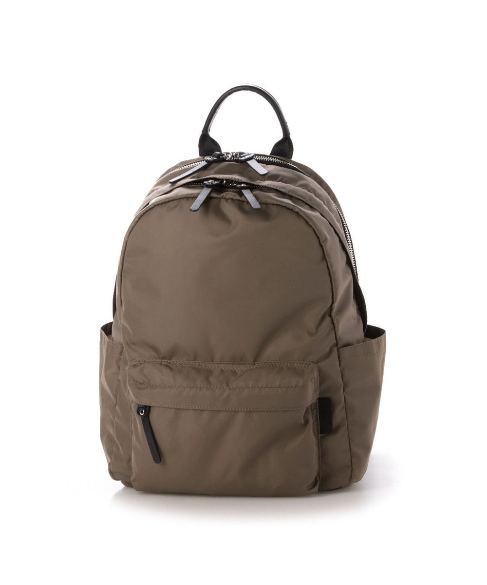 Y'SACCS ナイロン A4リュック　Sサイズ 