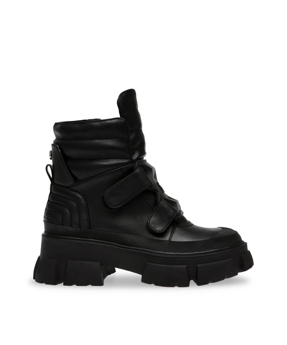 STEVE MADDEN TRENDSET ボリュームソールブーツ 