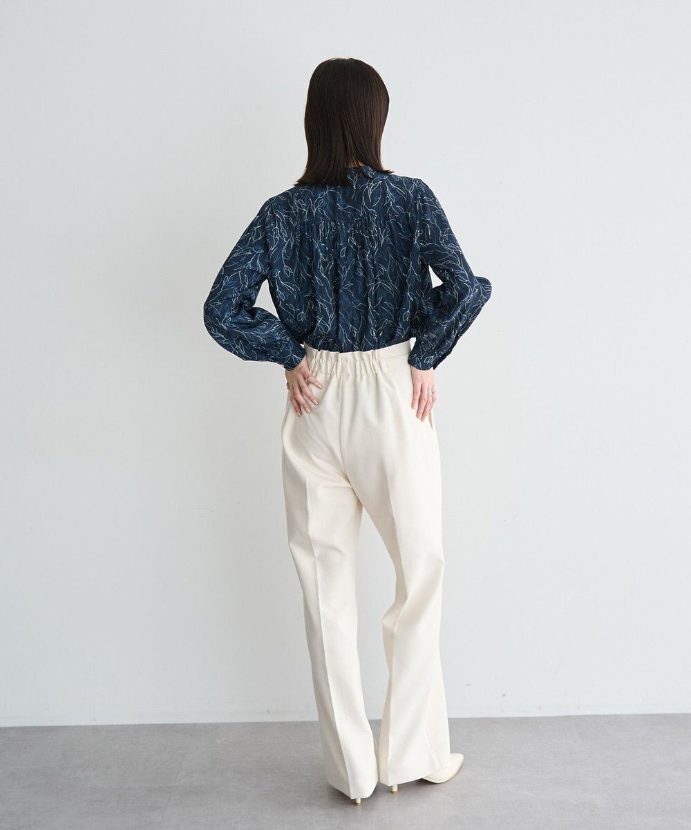 YECCA VECCA ラインフラワー柄ギャザーブラウス 