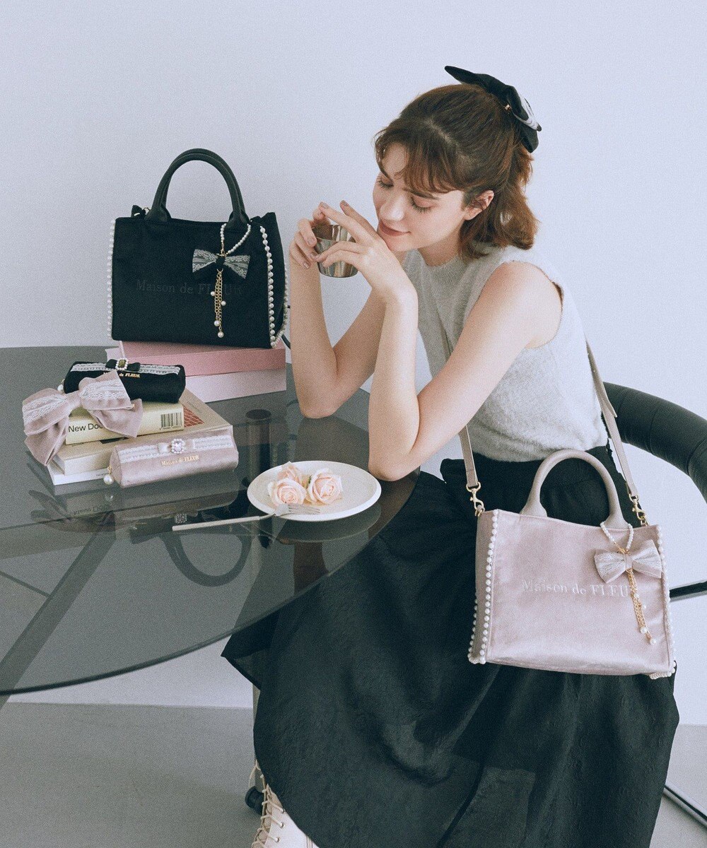 Maison de FLEUR ベロアレースロングポーチ 