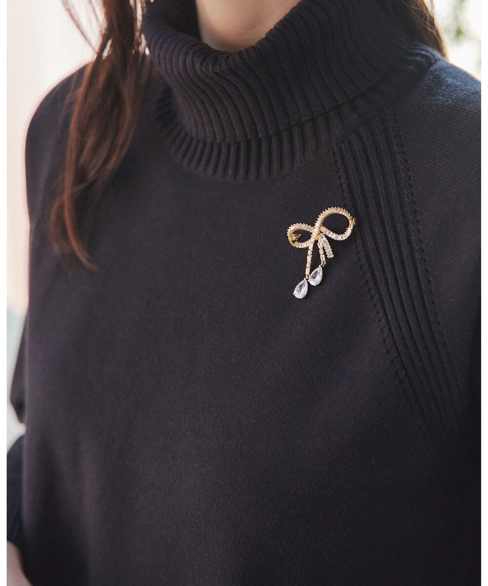 Tiaclasse 【安田美沙子さん着用】キュービックリボンモチーフブローチ 