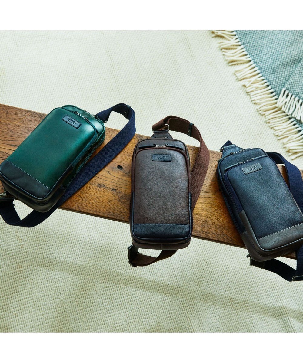 ACE BAGS & LUGGAGE ultima tokyo デルタ ボディバッグ フロントファスナーポケット 17366 ウルティマトーキョー 