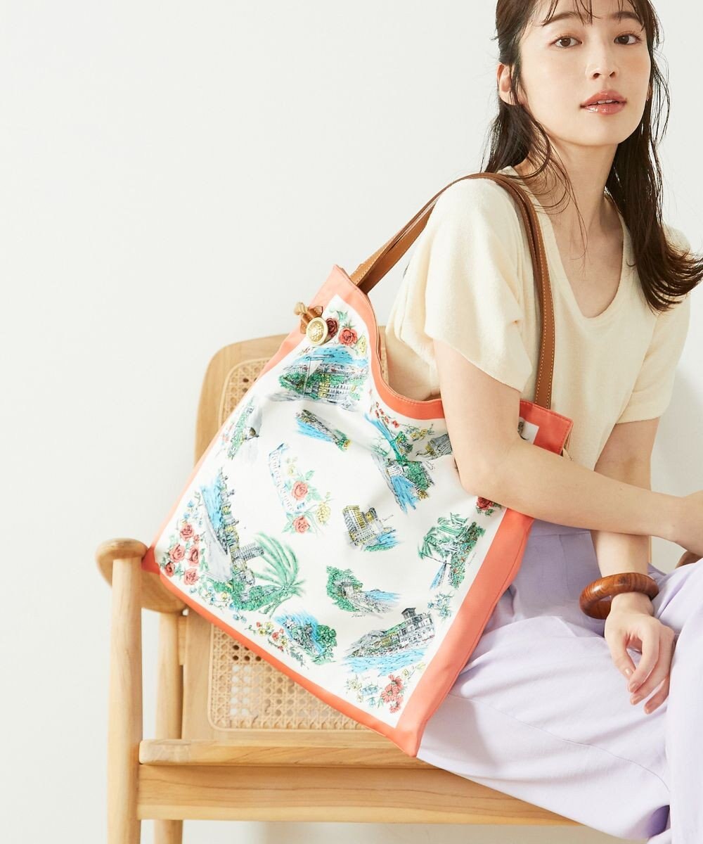 【美品】TOPKAPI マイルドサテンスカーフ柄  日本製　ワンショルダーバッグ