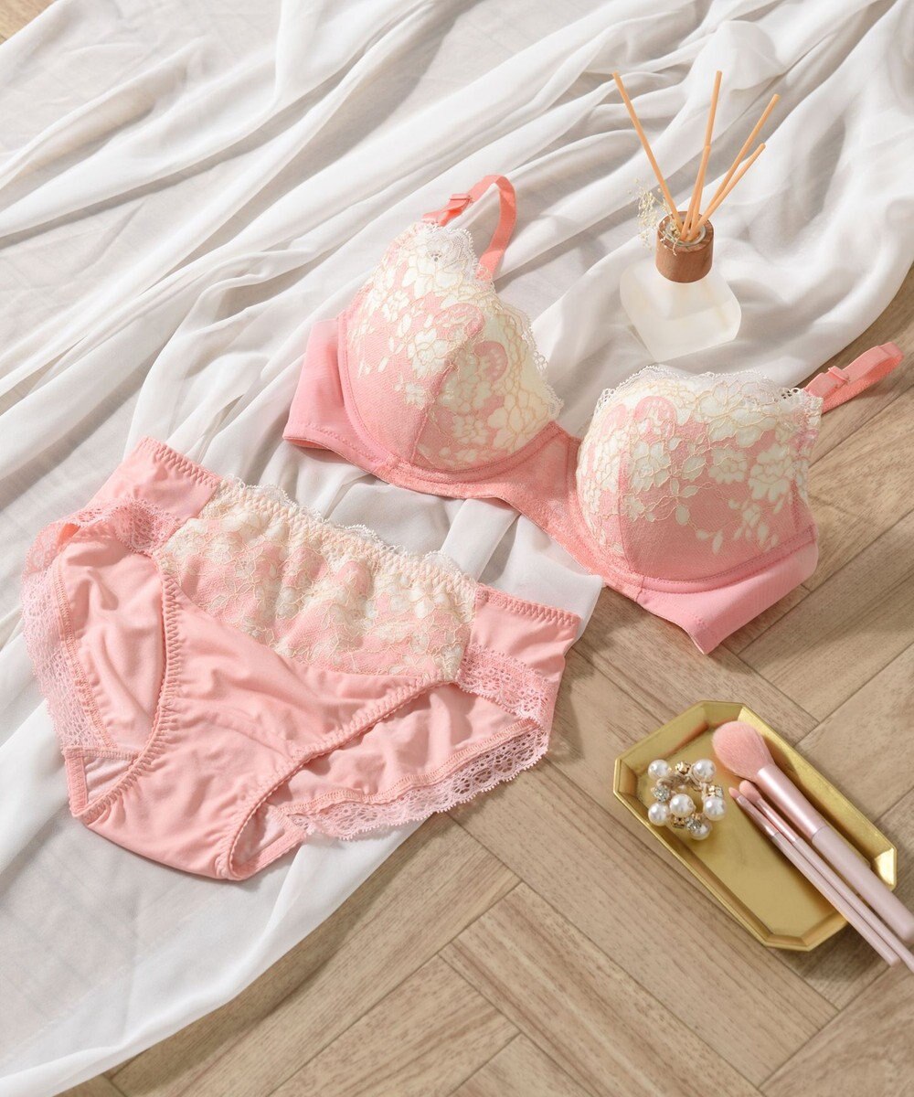 Wing ノンワイヤーブラジャー 【シンクロブラ】 動いてもズレにくい やさしくボリュームメイク MB4017 ウイング／ワコール 