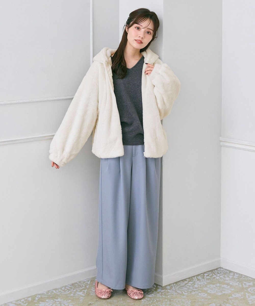 Feroux フード付きフェイクファー パーカー 