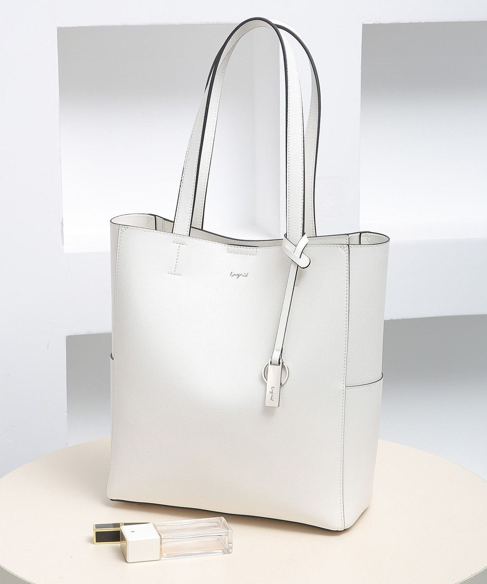 style code 【 A4サイズ収納可能 】【WEB限定商品】キーリングチャーム付き　軽量 ラージトートバッグ 
