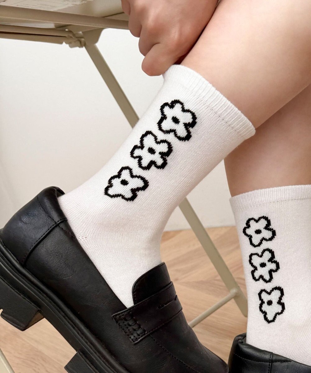 WEGO 手書き風3連フラワーソックス 