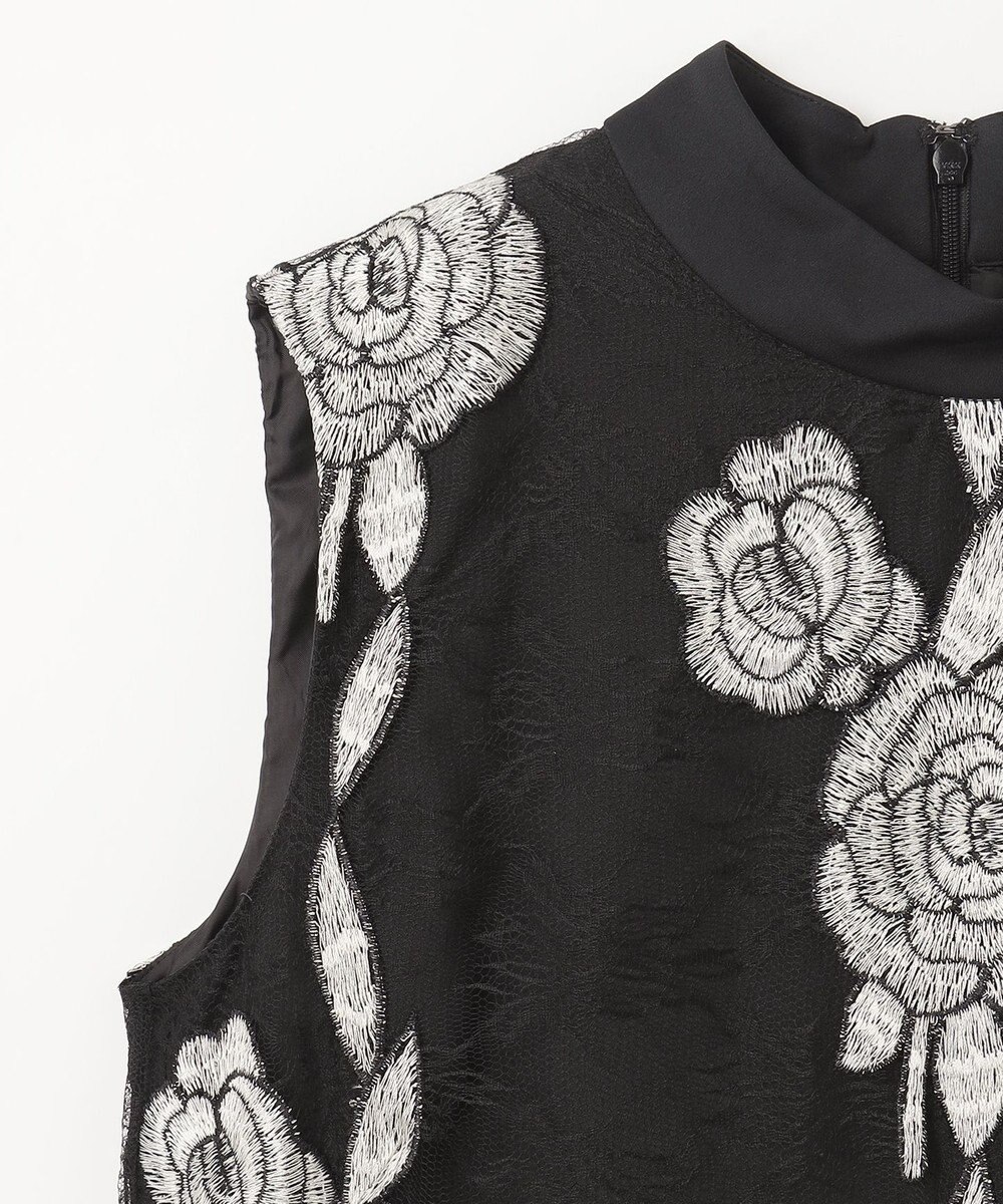 GRACE CONTINENTAL ハイネック刺繍ワンピース 