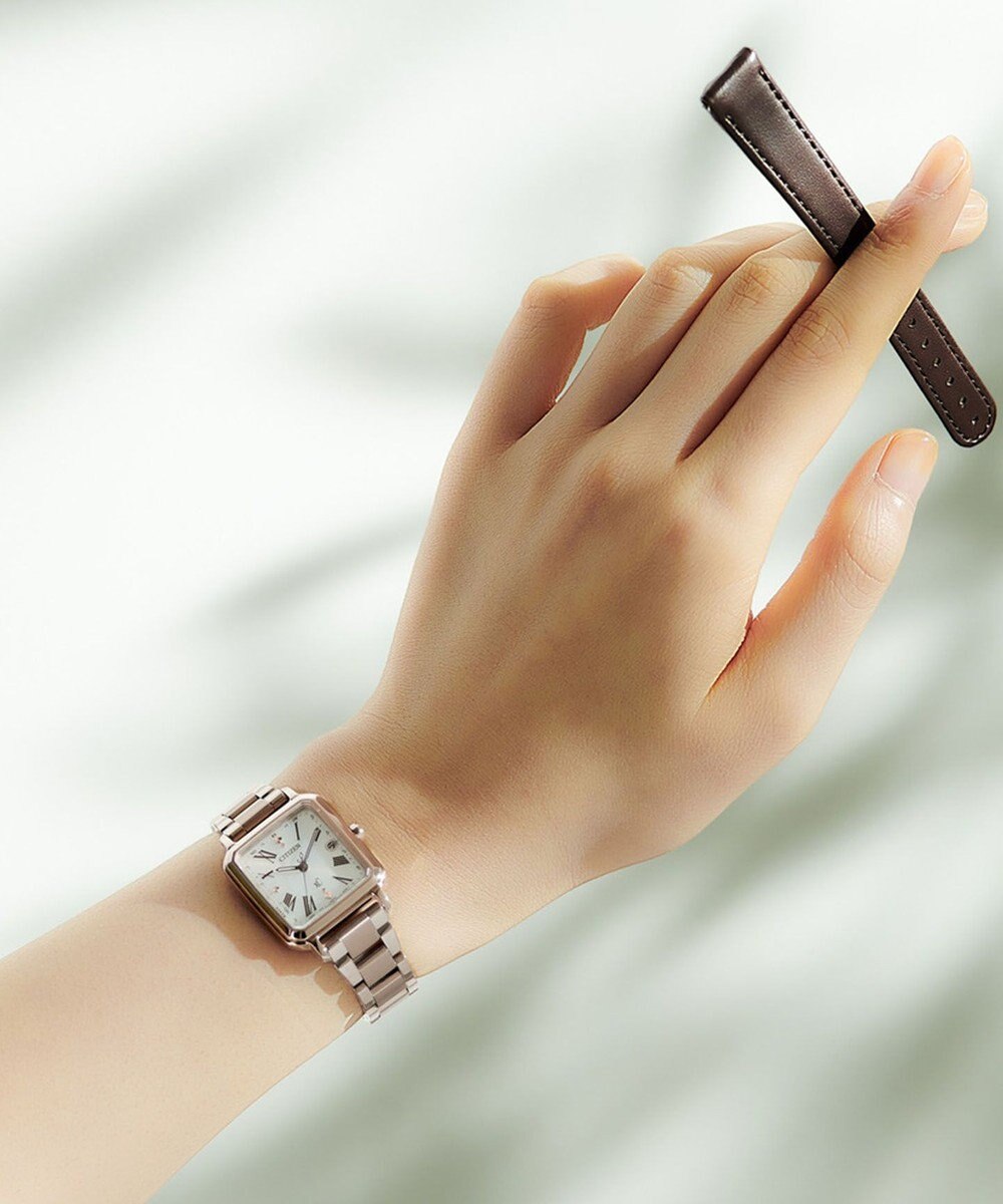CITIZEN 【替えバンド付き電波時計】電池交換不要のスクエア2wayモデル ES9506-62A 