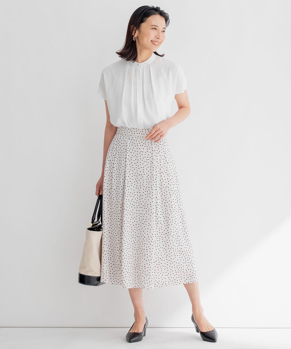 23区 L 【洗える】バックサテンアムンゼン パールボタン ブラウス 