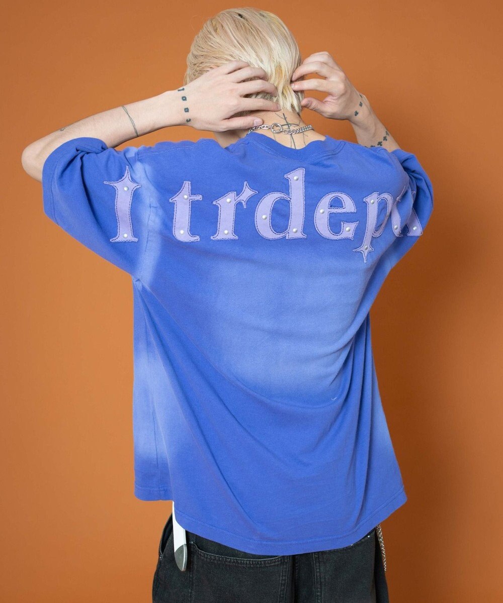 WEGO 【ユニセックス着用ITEM】バックスタッズグラフィックT（SS） 