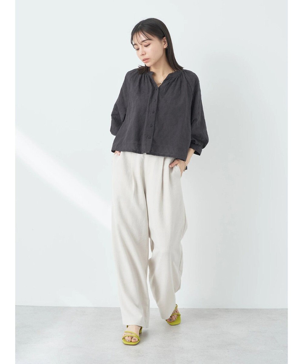 earth music&ecology 刺繍ギャザーブラウス 