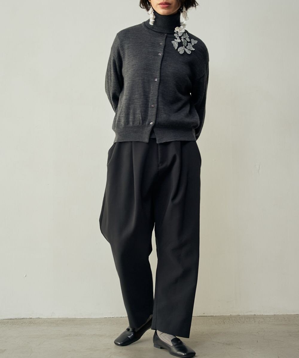 muuc トリプルクロス タックパンツ｜軽くてふっくらした三重織り生地・セットアップ可能 