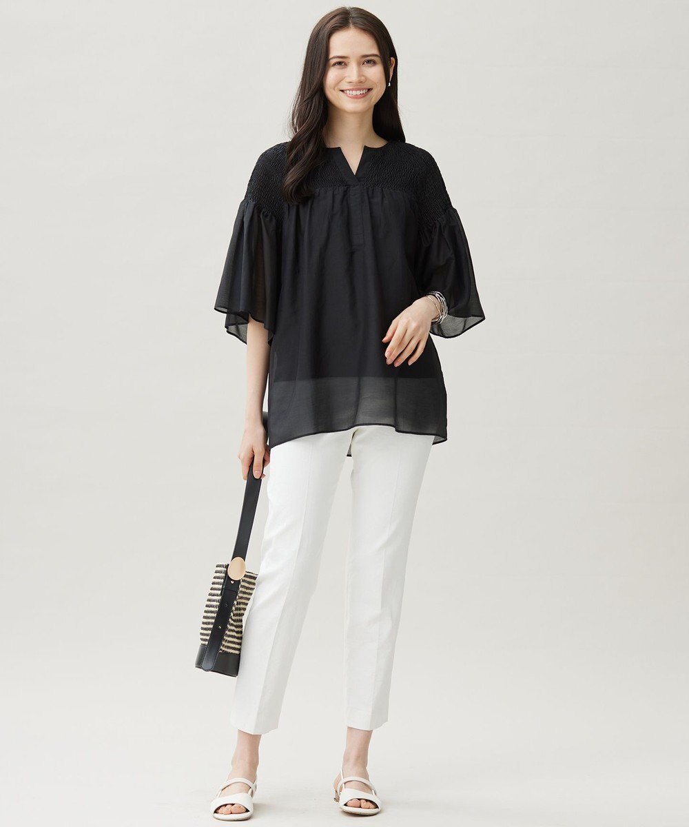 自由区 S 【洗える】シルクコットンローンスモッキング刺繍 ブラウス 