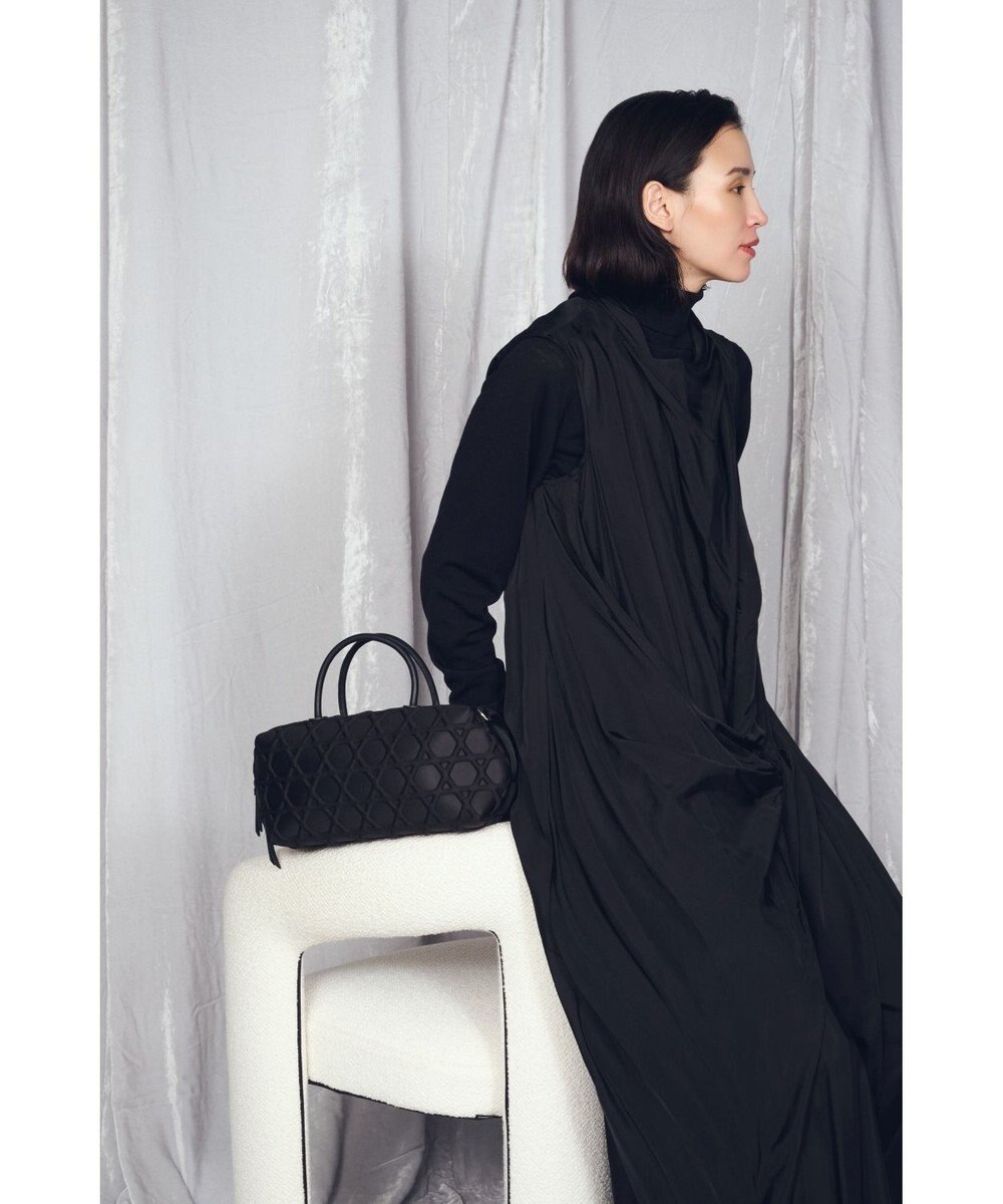 MIYABIYA 【撥水加工】篭目大柄エンボスボンディングミニボストン 