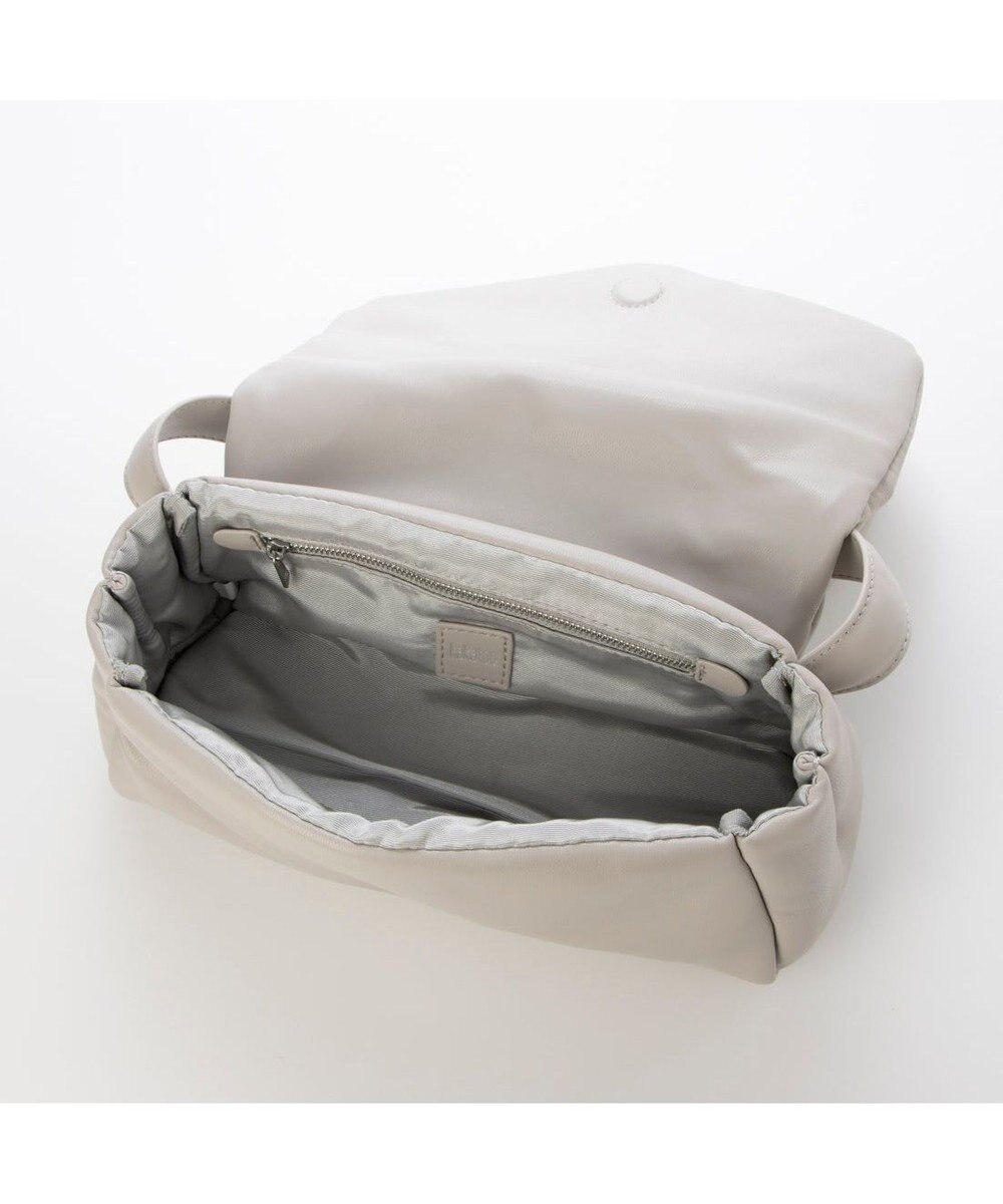 UNBILLION カカトゥ kakatoo / パテッドロールバッグ 